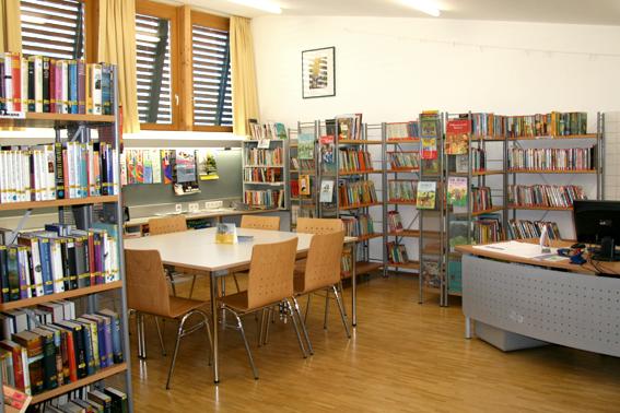 Bücherei Mils bei Imst innen
